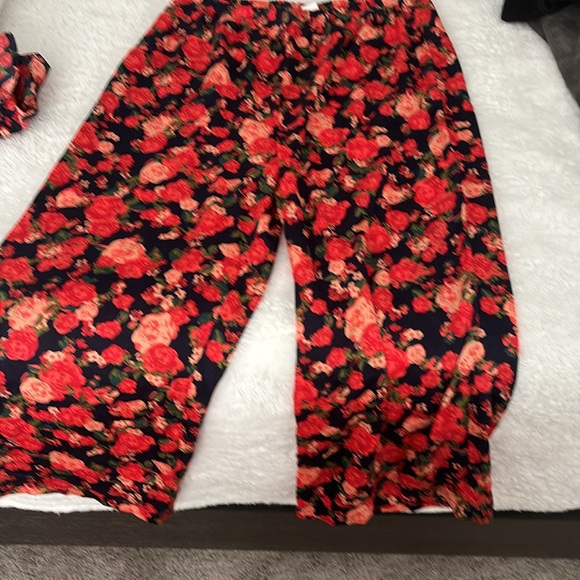 Long sleeve and pant pajamas set! - Picture 2 of 5